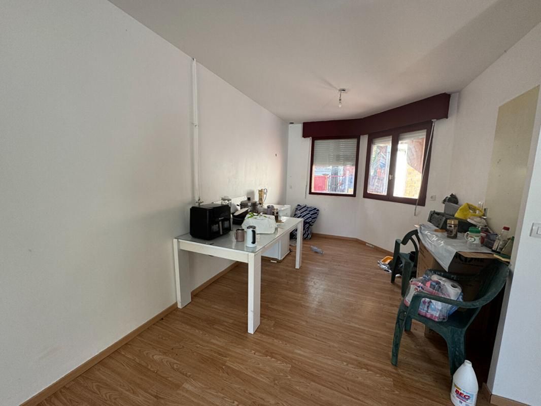 LILLE Maison Lille 5 pièce(s) 96 m2, 4 chambres + jardin +garage à  Lille secteur Moulins 4