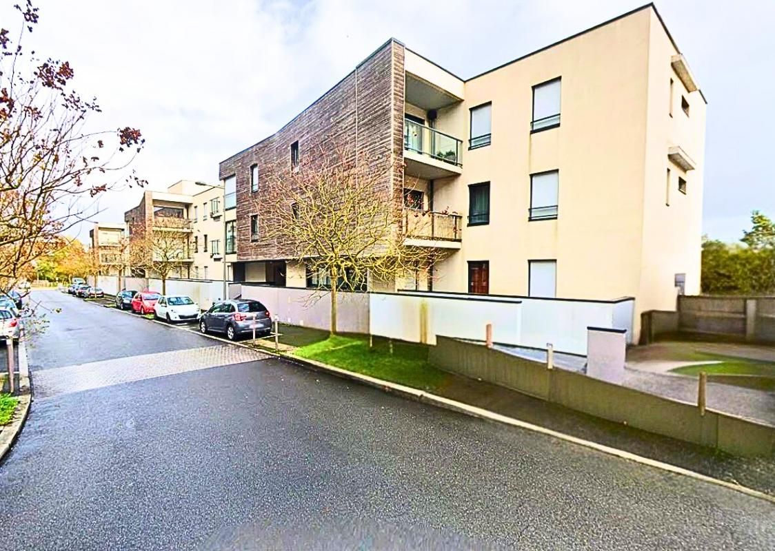 THOUARE-SUR-LOIRE Grand T3 lumineux avec terrasse et stationnement dans le centre ville de Thouaré sur Loire 1