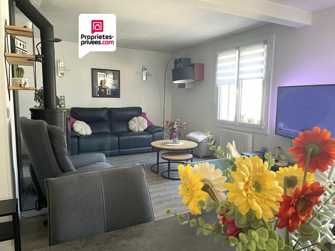 BU Maison centre de BÛ 5 pièce(s) 108 m2 4 chambres sous-sol jardin 660m2 289000 FAI 4