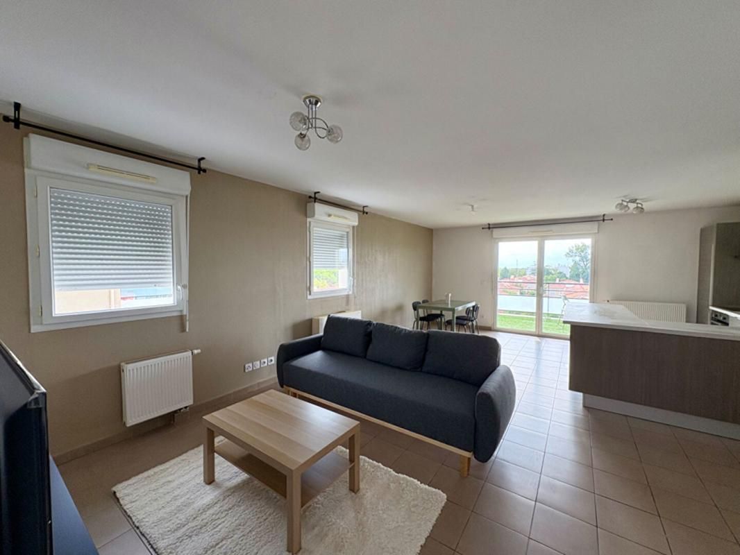MIRAMAS Appartement meublé, terrasse et garage Esprit Cosy 3