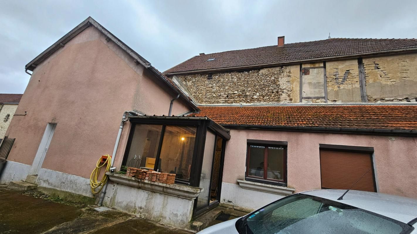 VAUCIENNES Maison à fort potentiel -Vauciennes 51480 3