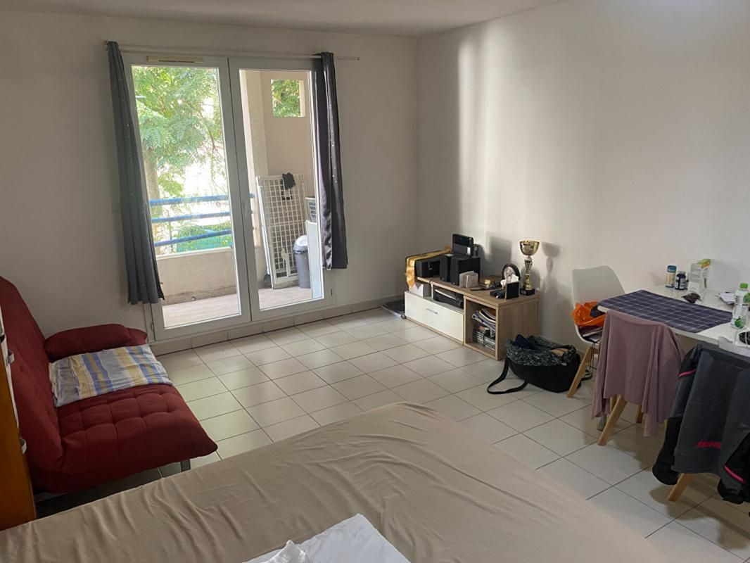 SAINT-DENIS Studio 29,50 m² situé à Bellepierre 2