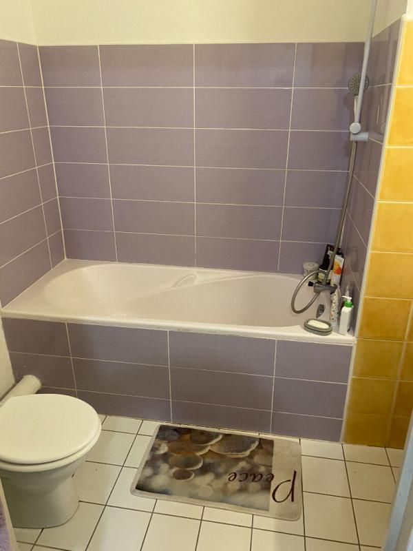 SAINT-DENIS Studio 29,50 m² situé à Bellepierre 3