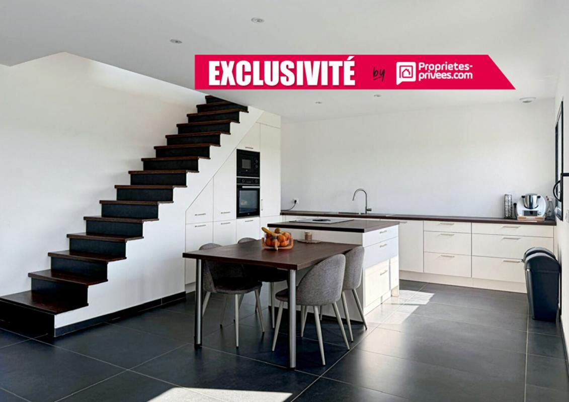 VION Maison Vion 5 pièce(s) 210 m2 1