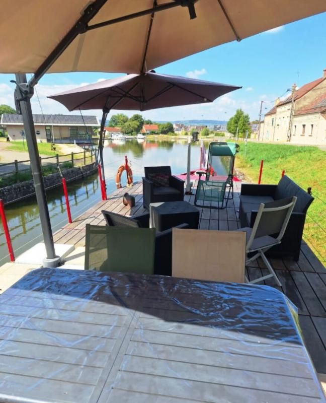 BEAUNE 21200 BEAUNE - Péniche 4 pièce(s) 100 m2 + terrasse 30 M² 3
