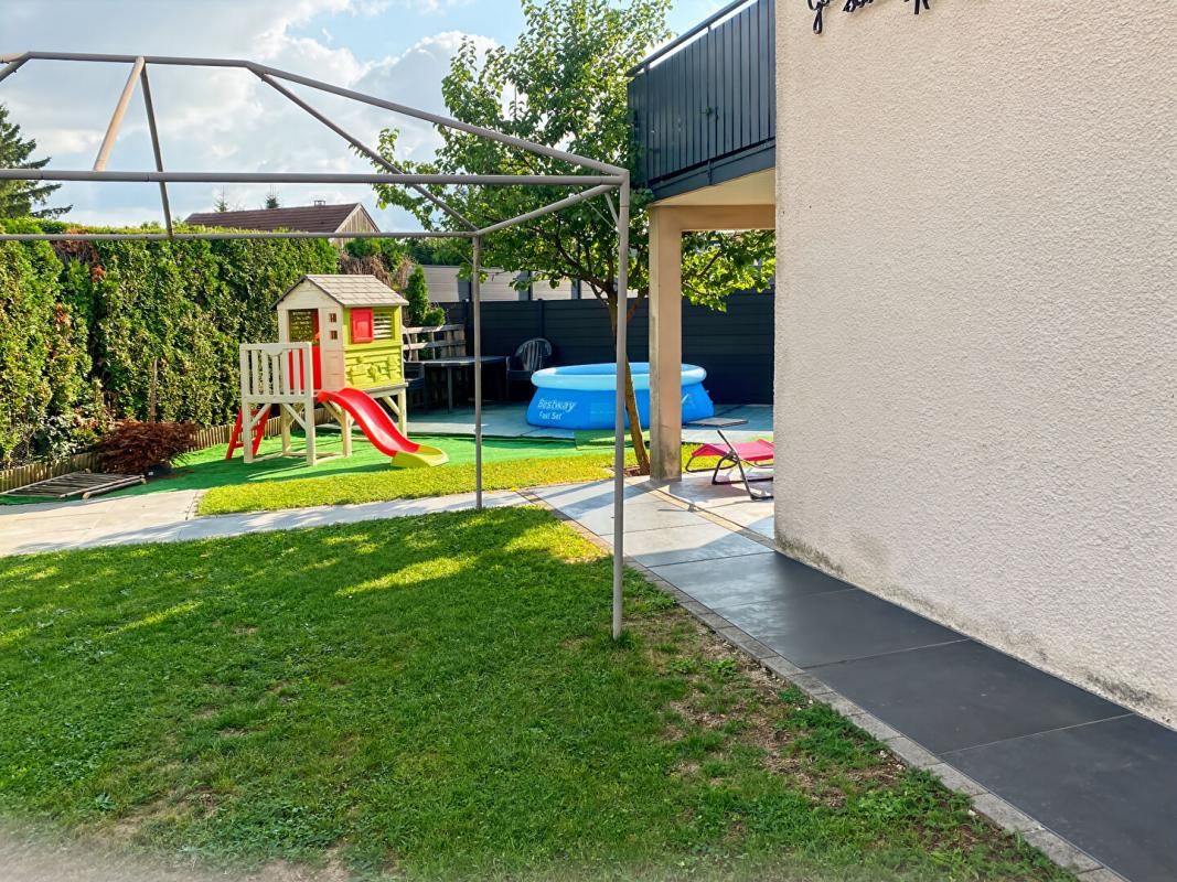 DOUBS Maison 4 pièces, jardin, plus studio indépendant 3