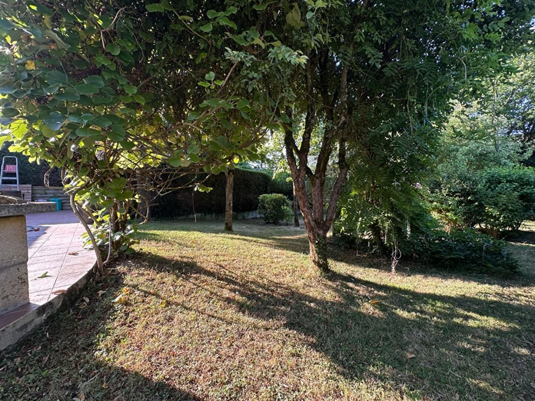 SAINT-HERBLAIN Maison Saint Herblain Bourg - 4 chambres 3