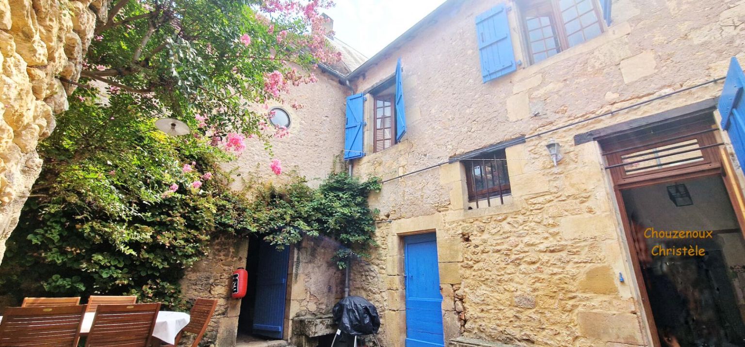 MONTIGNAC 24290 Montignac Lascaux : Maison du 17 e siècle 3