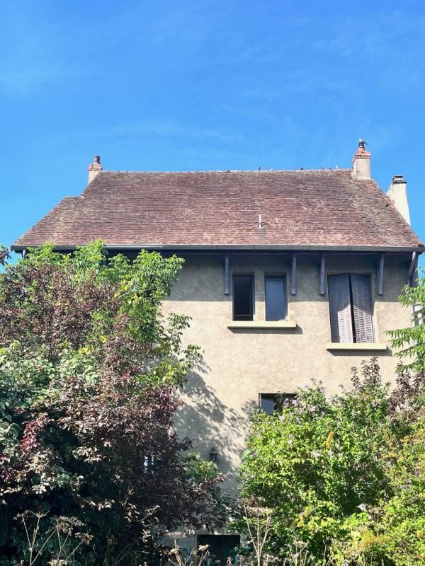 YZEURE Maison Yzeure 6 pièce(s) 163 m2 2