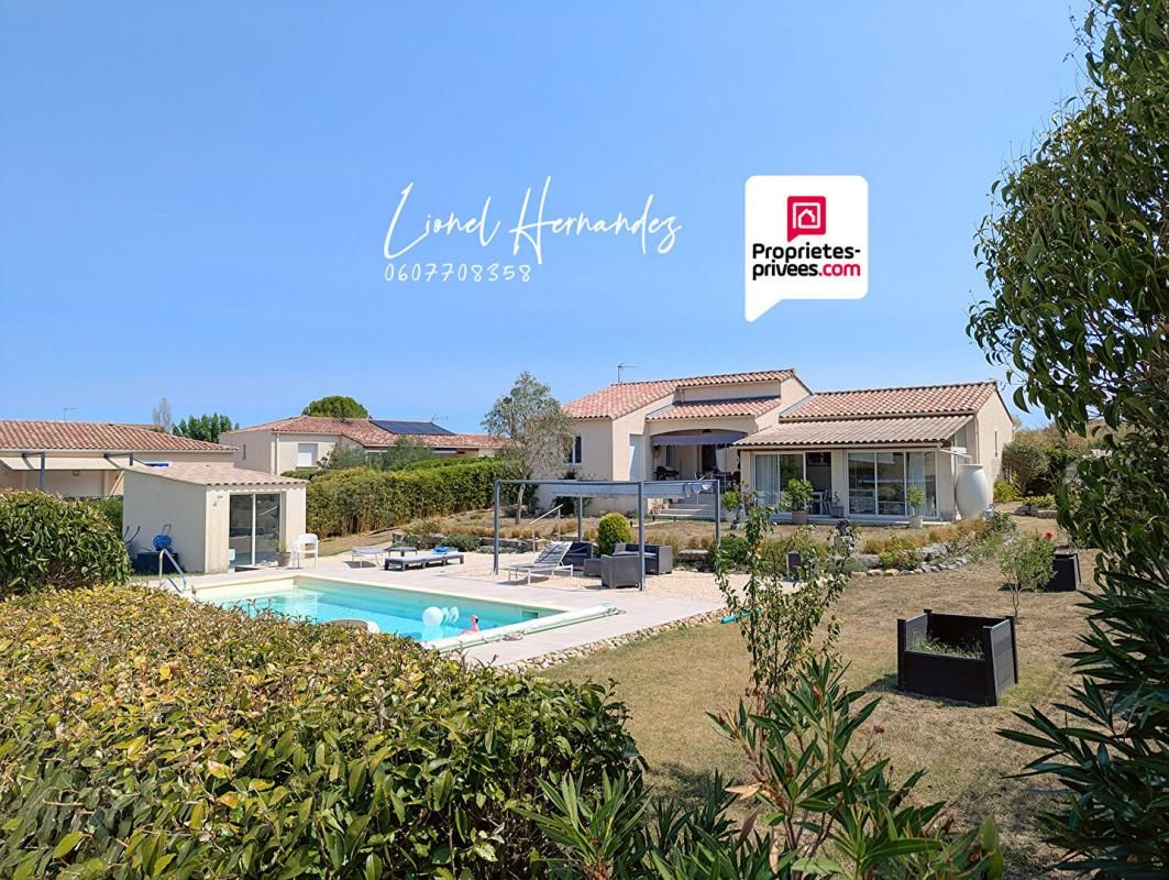 Villa de 105m2 - 4 chambres - Piscine - Véranda - Garage aménagé - Terrain de 1260m2