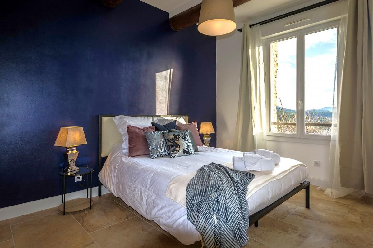 DIGNE-LES-BAINS Appartement  Type 3 rénové avec magnifique vue 2
