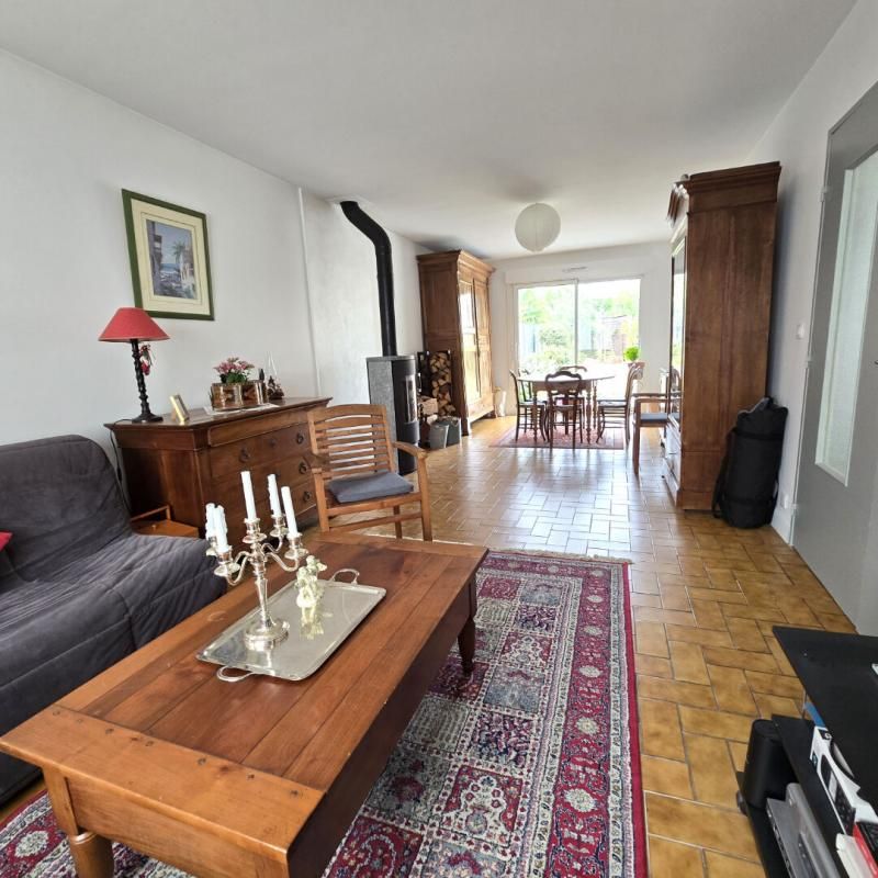 SAINTE-LUCE-SUR-LOIRE Maison familiale 4 chambres proche centre ville 3