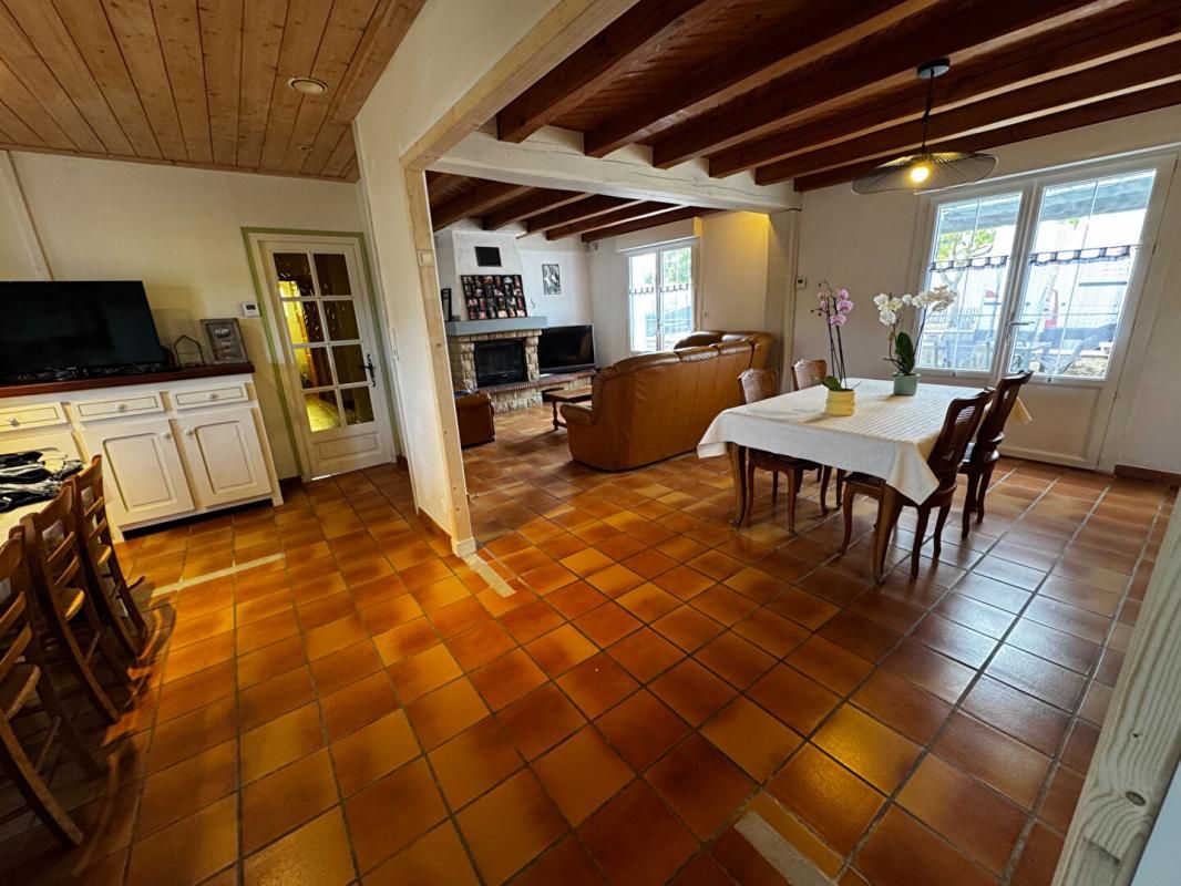 BEAUVOIR-SUR-MER agréable maison familiale avec dépendance 3
