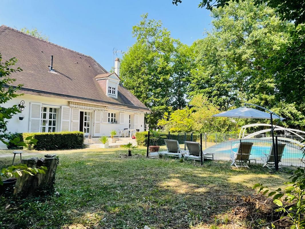 VERNOUILLET Maison Vernouillet 5 chambres 190 m2, 2000m2 terrain, piscine dans secteur recherché 1