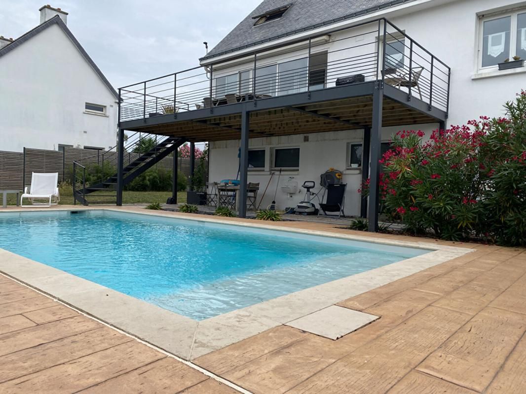 VANNES Quartier Notre Dame de Lourdes maison  180m2 avec piscine terrain 860m2 1