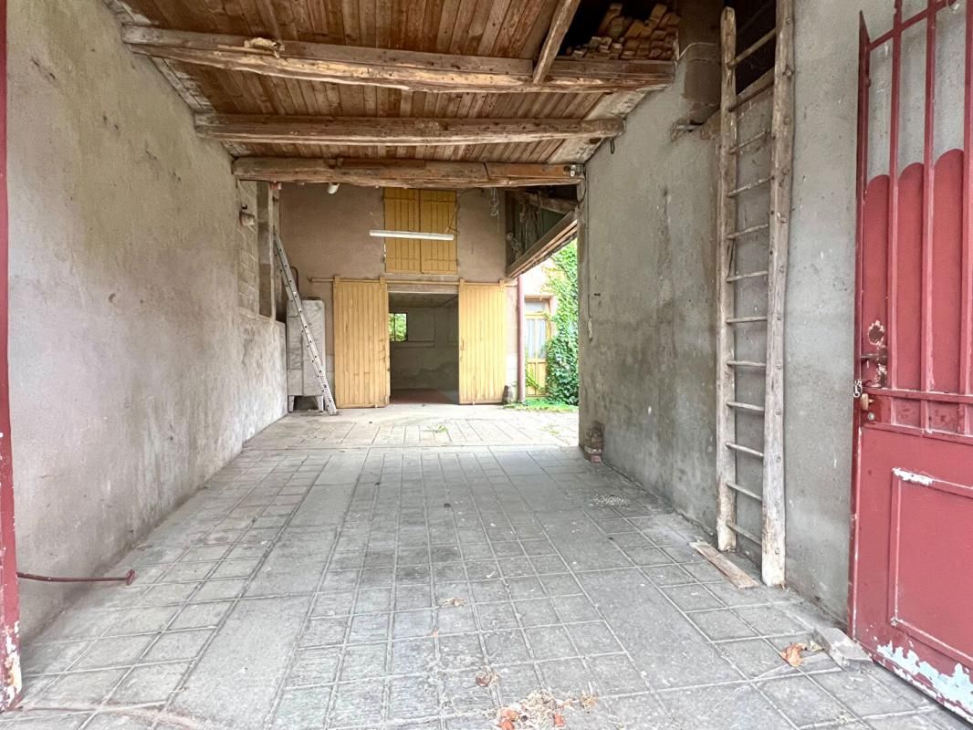 MONDOUBLEAU Maison + Dépendances 200m2 20 mn Vendôme 2