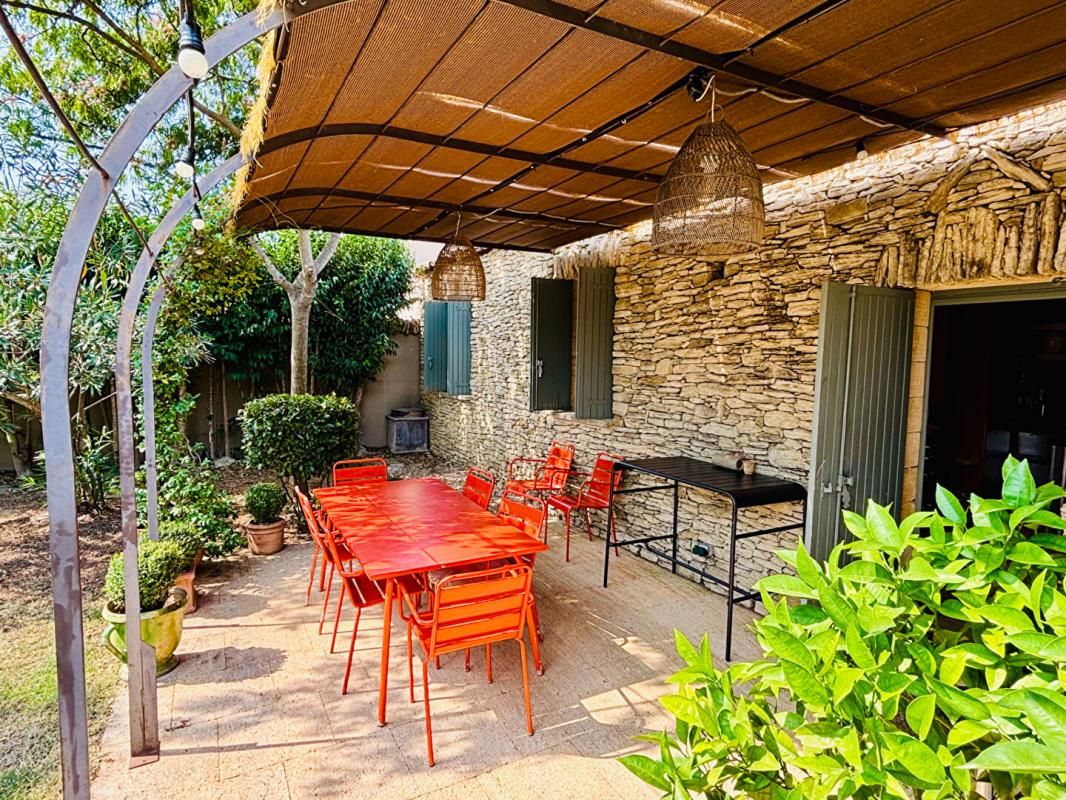 UZES Exclusivité , Maison de charme avec piscine 3
