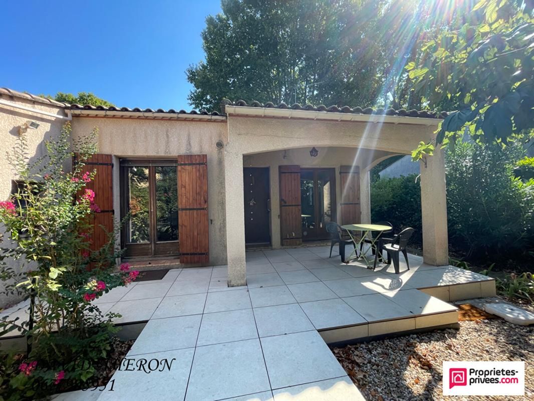 NIMES Villa Nimes 5 pièce(s) 87 m2  3 chambres + garage 2