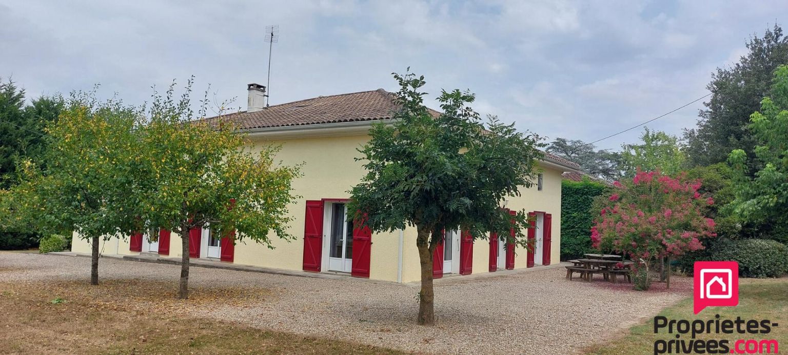 Maison Grateloup Saint Gayrand 8 pièce(s) 303 m2 + Appartement T2 + Dépendances