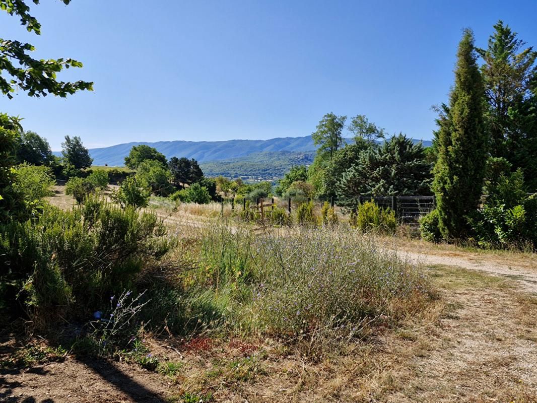 APT Mas de hameau avec grand terrain et vue 4