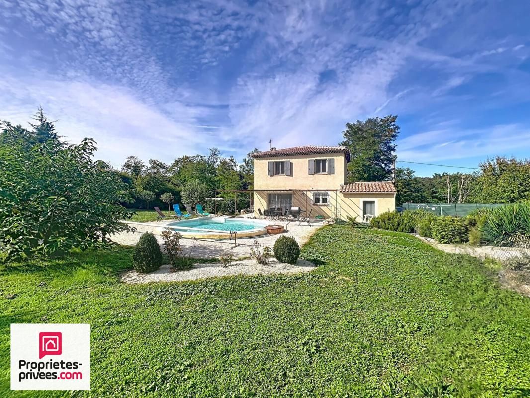 RIANS RIANS VILLA T4 AVEC PISCINE ET ACCÈS AU VILLAGE À PIED 3