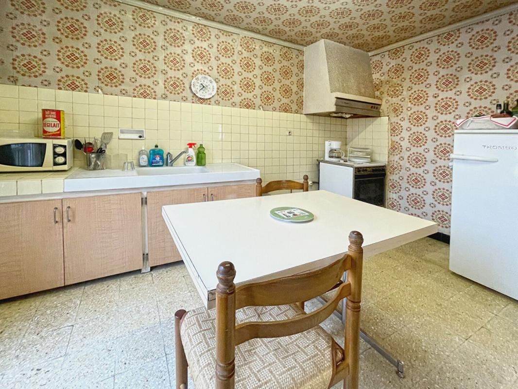 DIGNE-LES-BAINS Maison Digne Les Bains 8 pièces 4 chambre 102 m2 + cave et garage 4