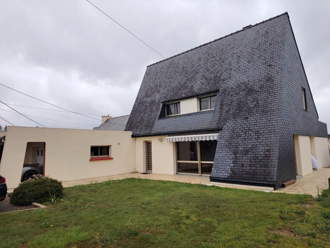 PLENEE-JUGON Maison Plenee Jugon 5 pièce(s) 135 m2 1