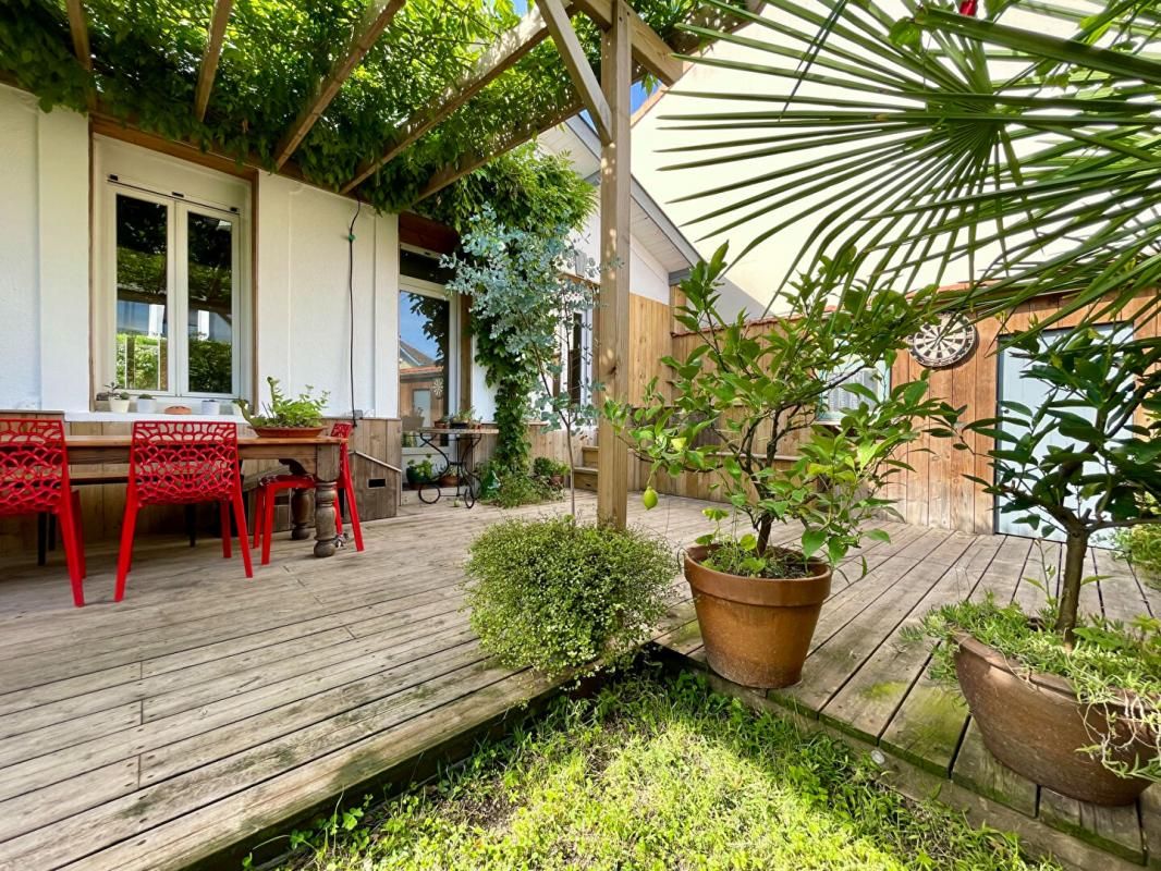 BORDEAUX Maison Bordeaux 4 pièce(s) 100 m2 1