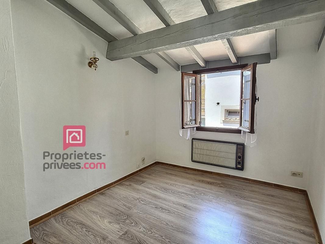 PUGET-SUR-ARGENS Maison  de village Puget Sur Argens -4 pièces 63 m2- TERRASSE 3