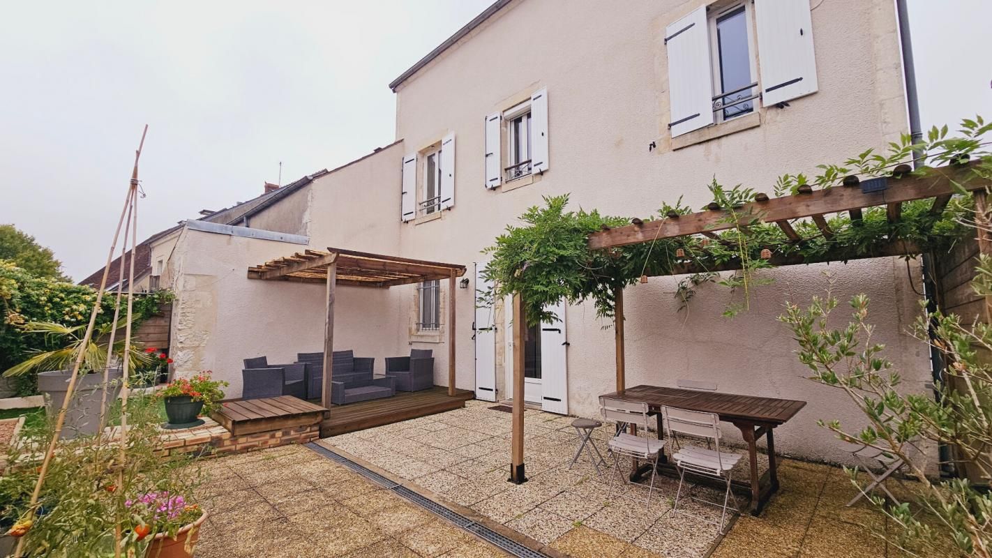 BOURGES MAISON 163M² 5 PIECES 4 CHAMBRES