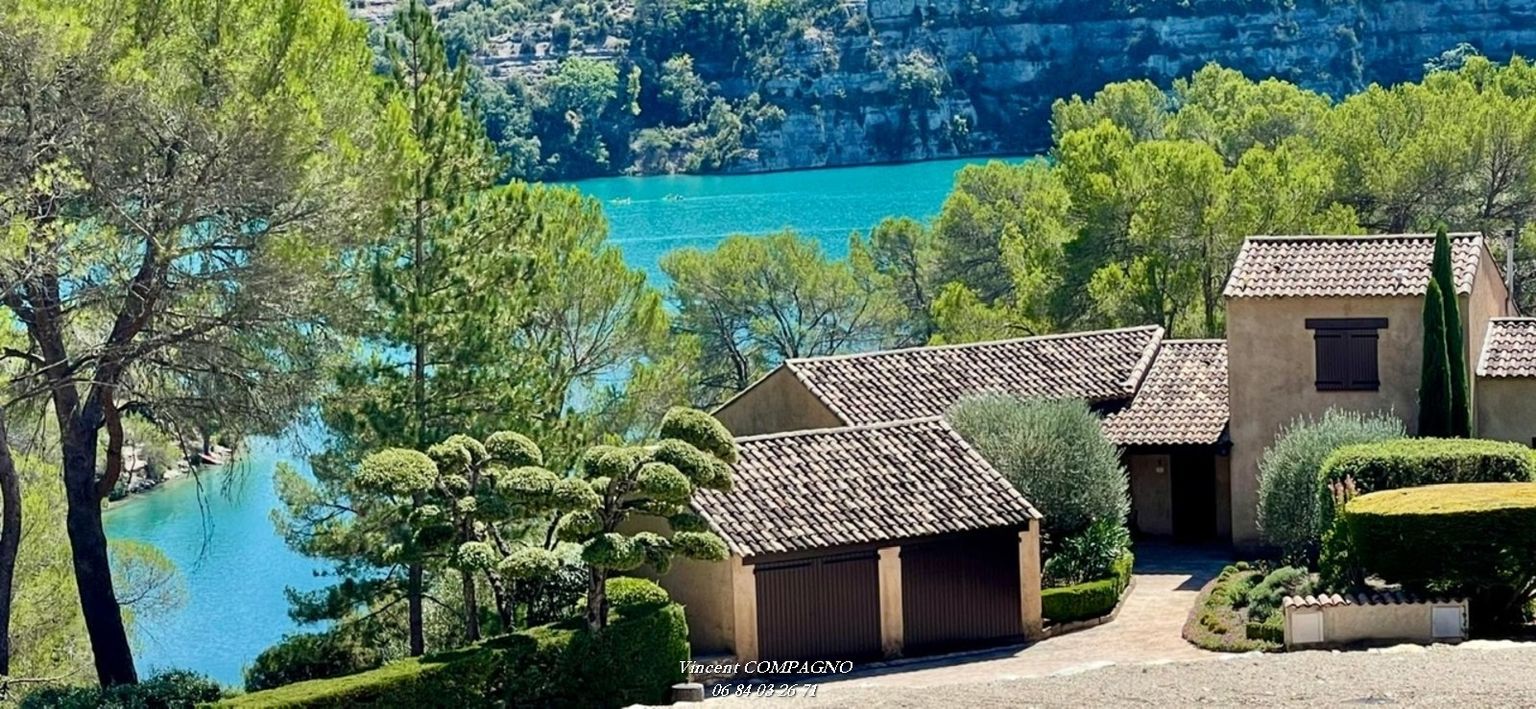 Coup de coeur en Provence au Bord de l'Eau à Esparron de Verdon