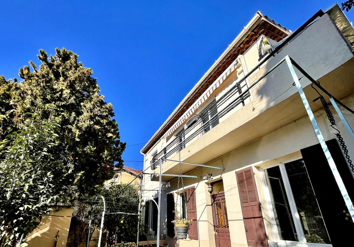 TOULON Belle Opportunité - T3 Haut de Villa avec extérieur et dépendances - Toulon Ouest (83200) 1
