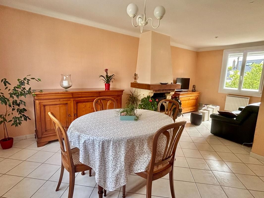 SAINT-NAZAIRE Maison Saint Nazaire 4 pièce(s) 86.11 m2 MEDIATEQUE 3