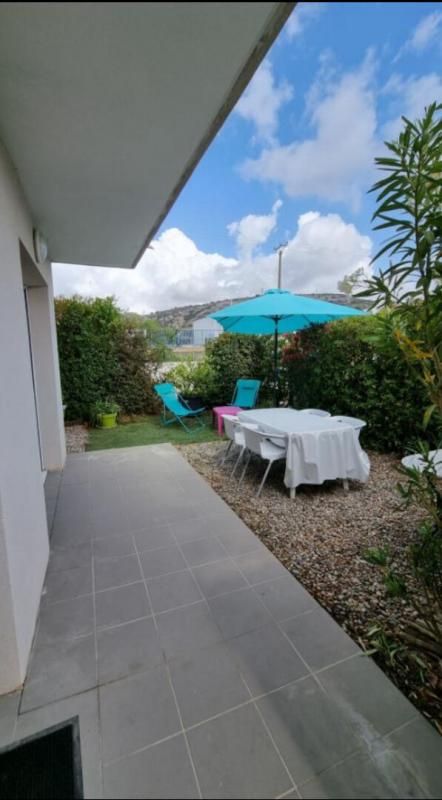LAMANON Appartement Meublé avec jardinet 2