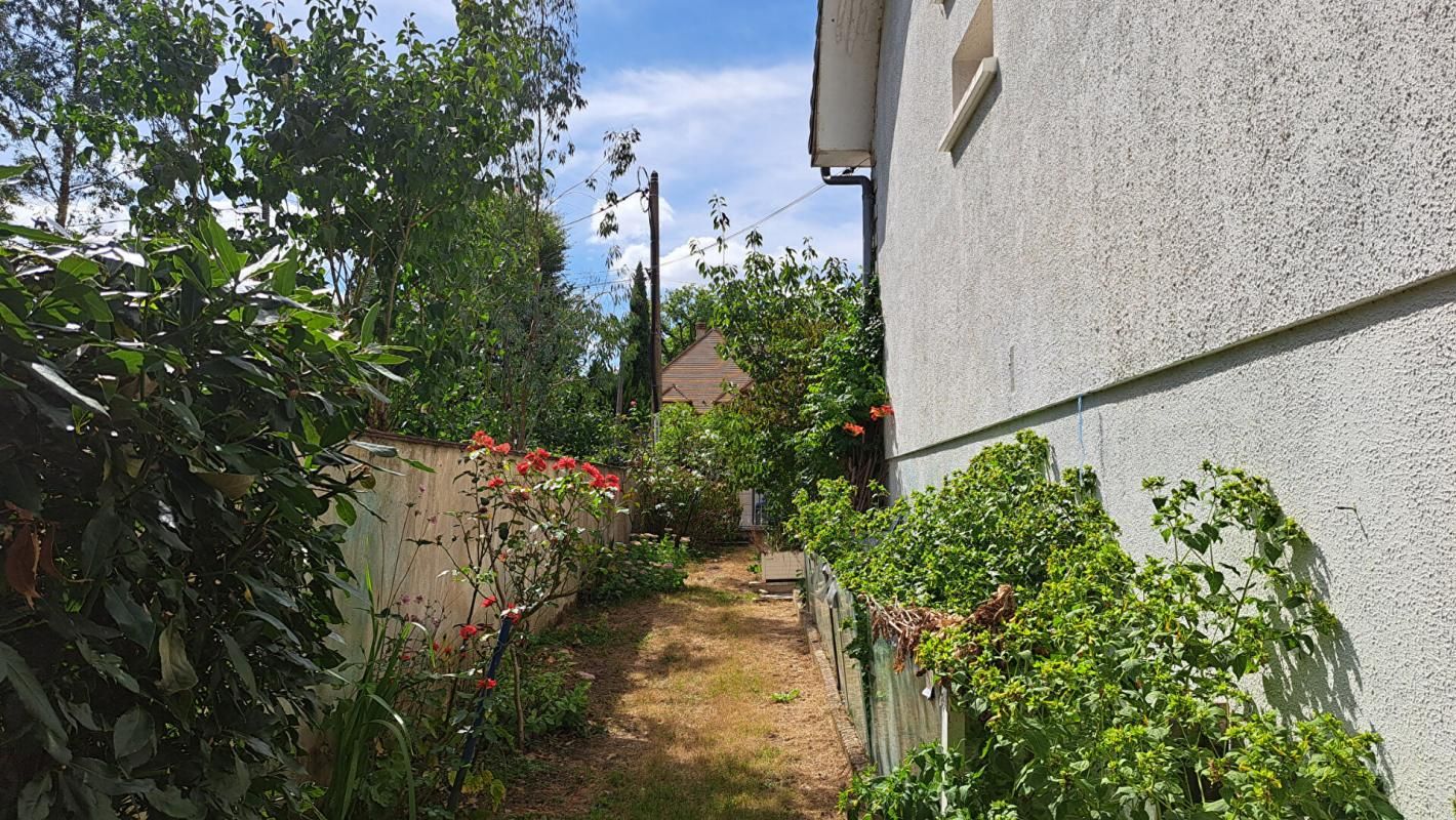 LE MESNIL-SAINT-DENIS Maison Le Mesnil Saint Denis Bois du Fay 3