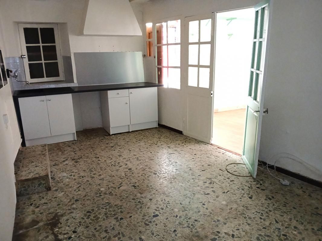 MONTFORT-SUR-ARGENS Maison de village T5 à rénover de108.80 m2 - MONTFORT SUR ARGENS 3