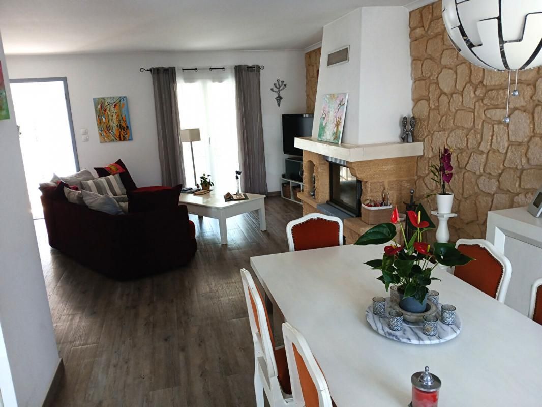 BRIGNOLES Villa plain pied T5 de 95 m2 avec piscine et garage - BRIGNOLES 4