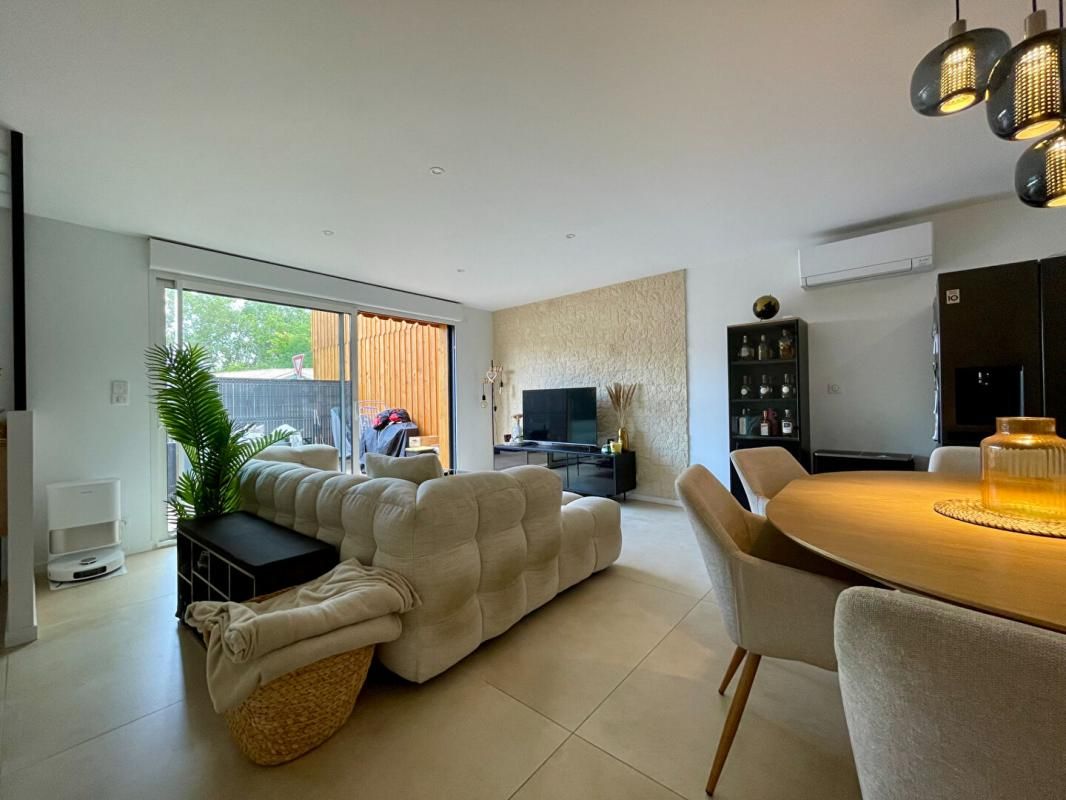 LEOGNAN Maison Leognan 4 pièce(s) 86 m2 4