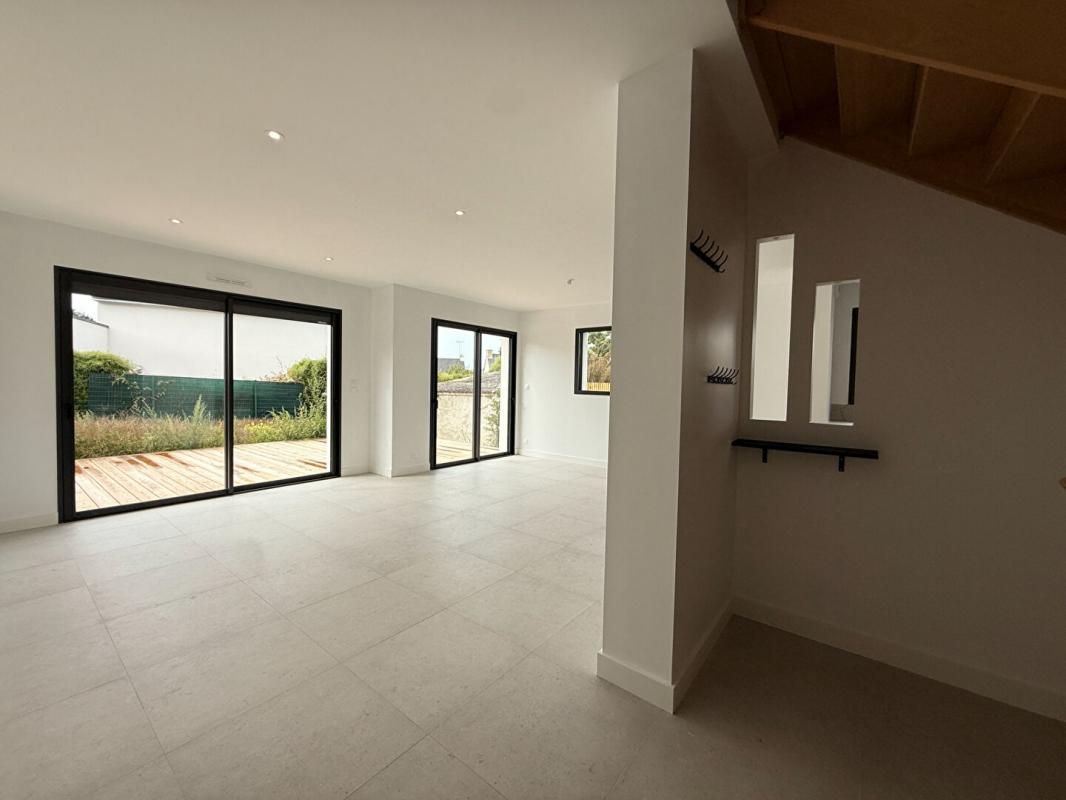ARZON ARZON Maison de 2025, RE2020, 107 m², 4 chambres + mezzanine, garage 20 m², littoral et commerces à pied ! Frais de notaire réduits 4