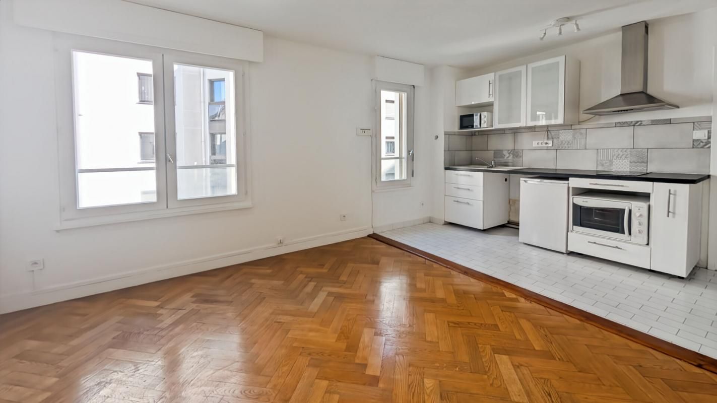 LYON-6E-ARRONDISSEMENT Appartement Lyon 2 pièce(s) 58 m2 4
