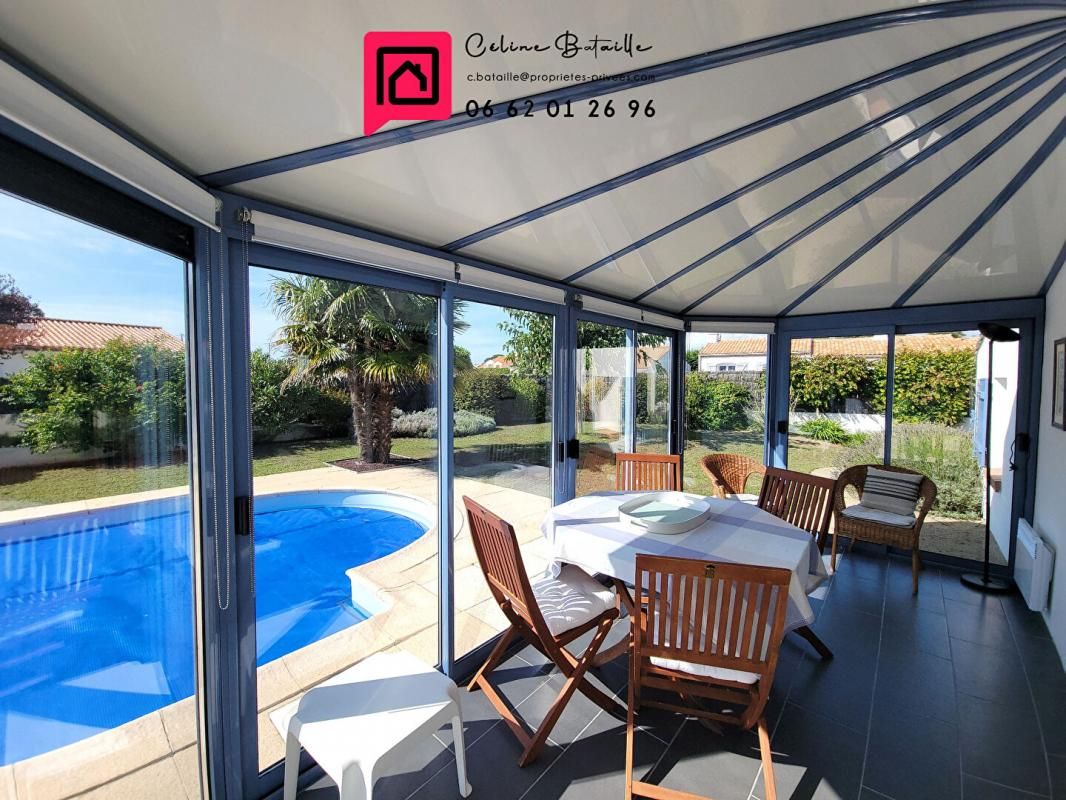 SAINT-HILAIRE-DE-RIEZ Maison Sion sur l'Océan 5 pièces 111 m2, véranda et piscine 3