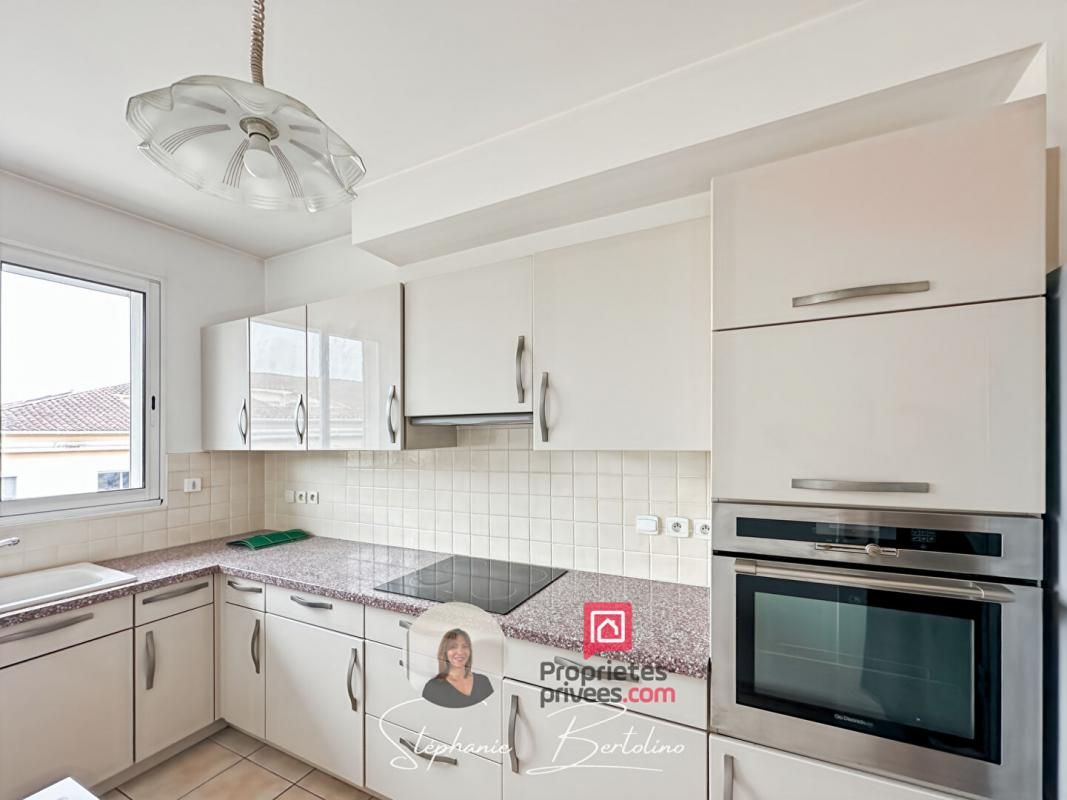 DRAGUIGNAN Appartement Draguignan 3 pièces 81 m2 2ème étage avec ascenseur 4