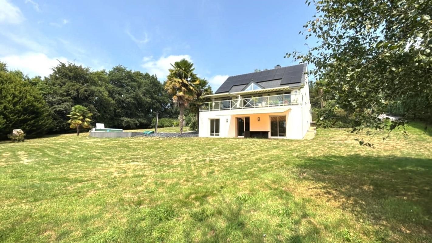 LE SOURN Belle propriété avec 5 chambres 1