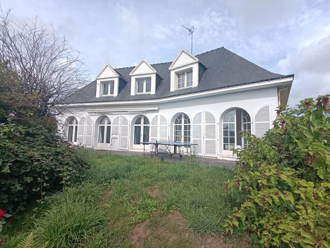 PONTIVY Grande Maison secteur recherché 1