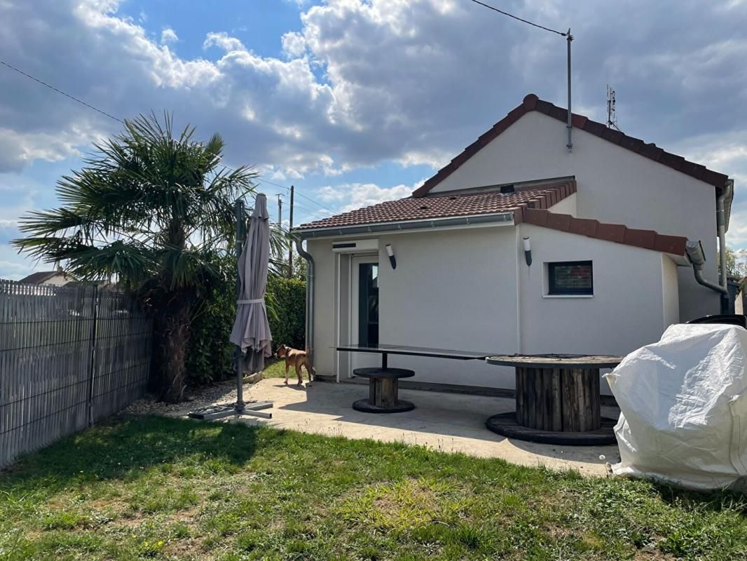 OUROUX-SUR-SAONE Maison  73 m2 3
