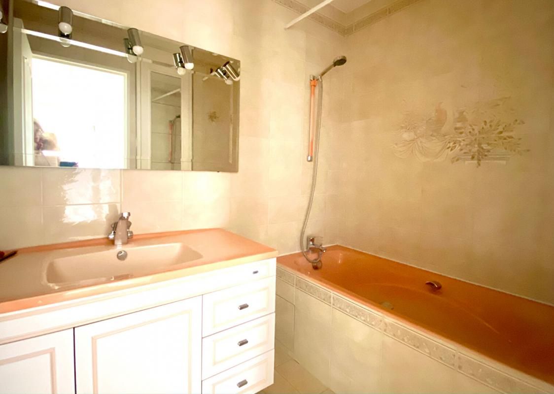 SEVRES A louer grand F2 51 m2 92310 Sèvres 4