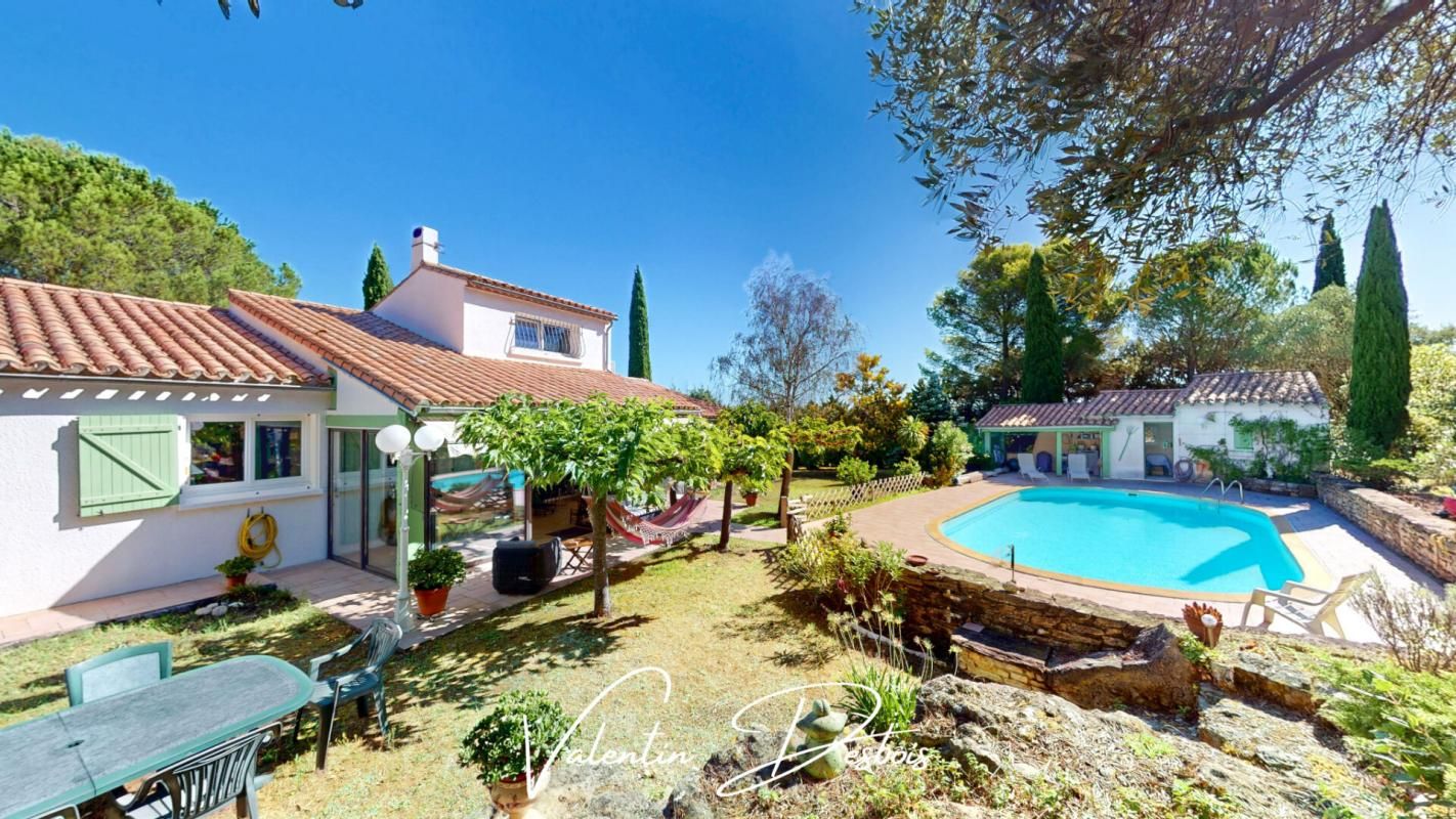 VILLALBE - VILLA PAISIBLE 3 CHAMBRES - STUDIO - PISCINE