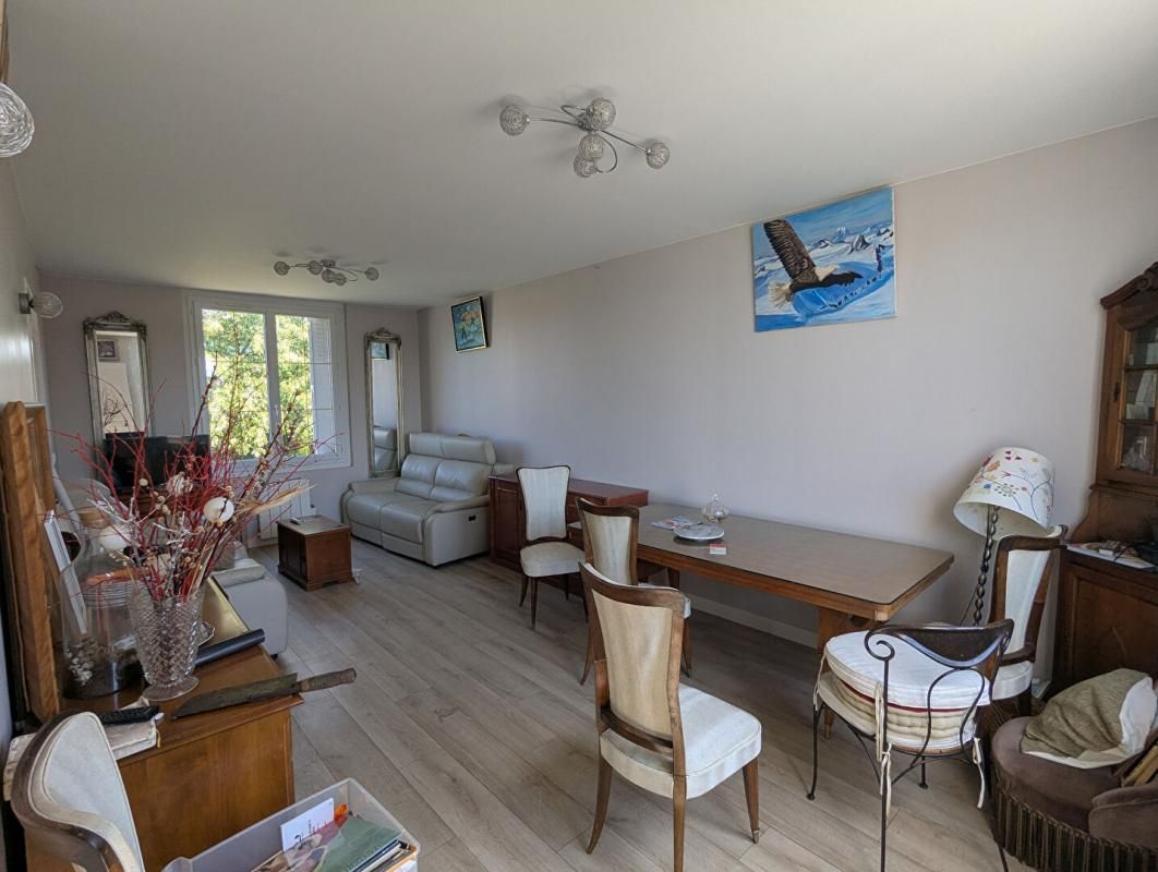 LA LOUPE Propriété 95m2 3 chambres Parcelle 587m2 3
