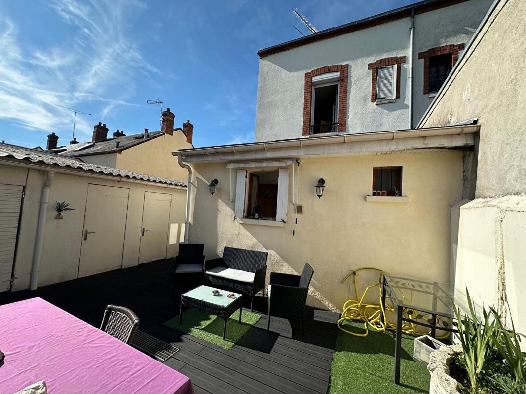 CHALETTE-SUR-LOING À vendre - Maison de ville 90 m² - CHALETTE SUR LOING 45120 - à 700 m de la gare de Montargis 3