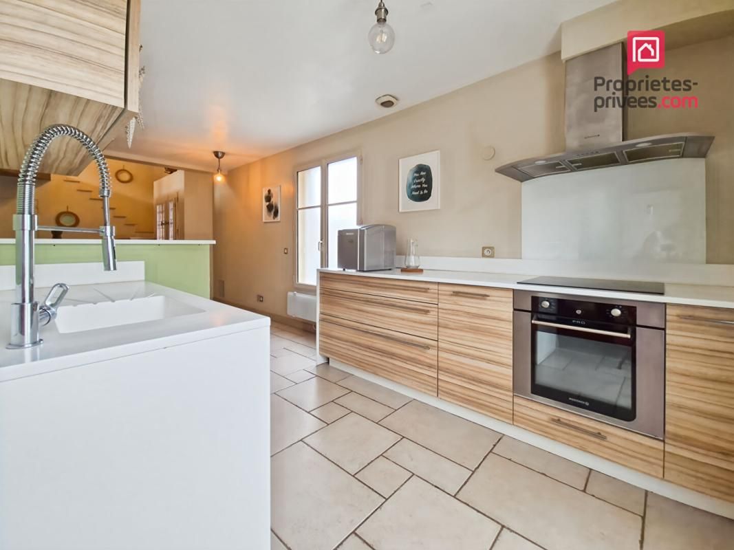 TROYES Ensemble immobilier avec maison principale + appartement indépendant - Troyes, secteur Brossolett 3